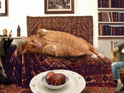 Sigmund Freud, Zarathustra the Cat and Sarah Lucas analyse the meaning of eggs